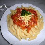Köri Soslu Mantarlı Tavuklu Makarna