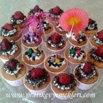 Bisküvili Mini Kekler