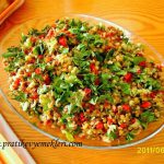 Göbek Marullu Tavuk Salatası